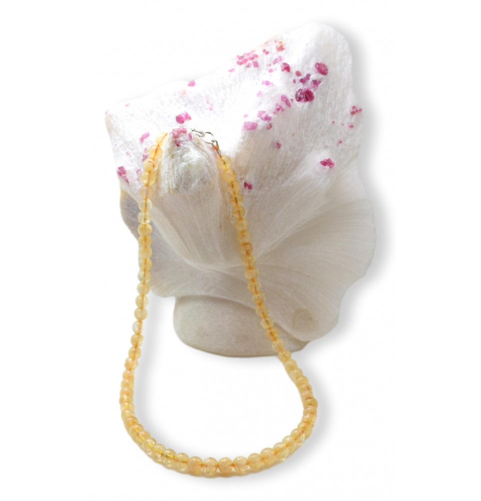 Un Collier en Citrine naturelle Un Collier en Citrine naturelle