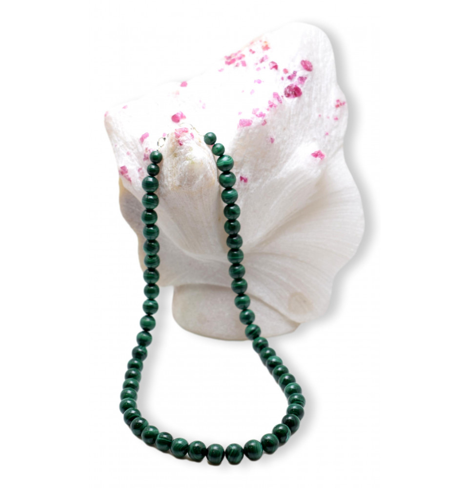 Collier en Apatite verte