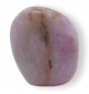 Un galet de Kunzite polie