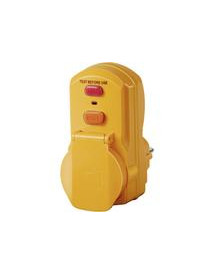 Prise intermédiaire de protection des personnes