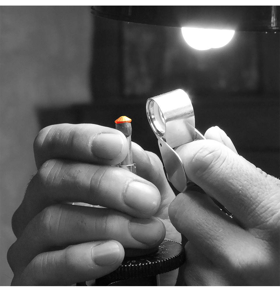 Stages d'initiation à la taille des pierres précieuses et cabochonnage