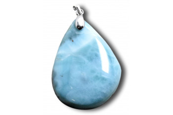 Une sélection de pendentifs en Larimar